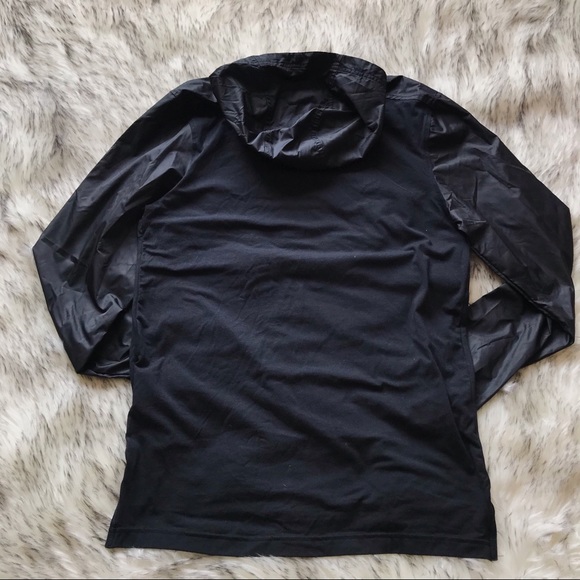 Under Armour lightweight woven 1/2 zip hoodie - Picture 4 of 7